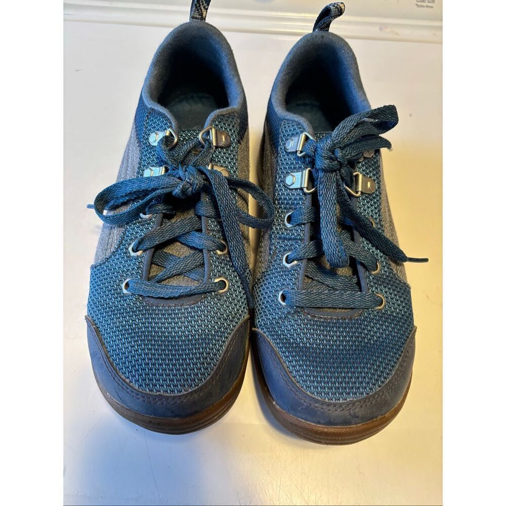 Chaco Sneakers